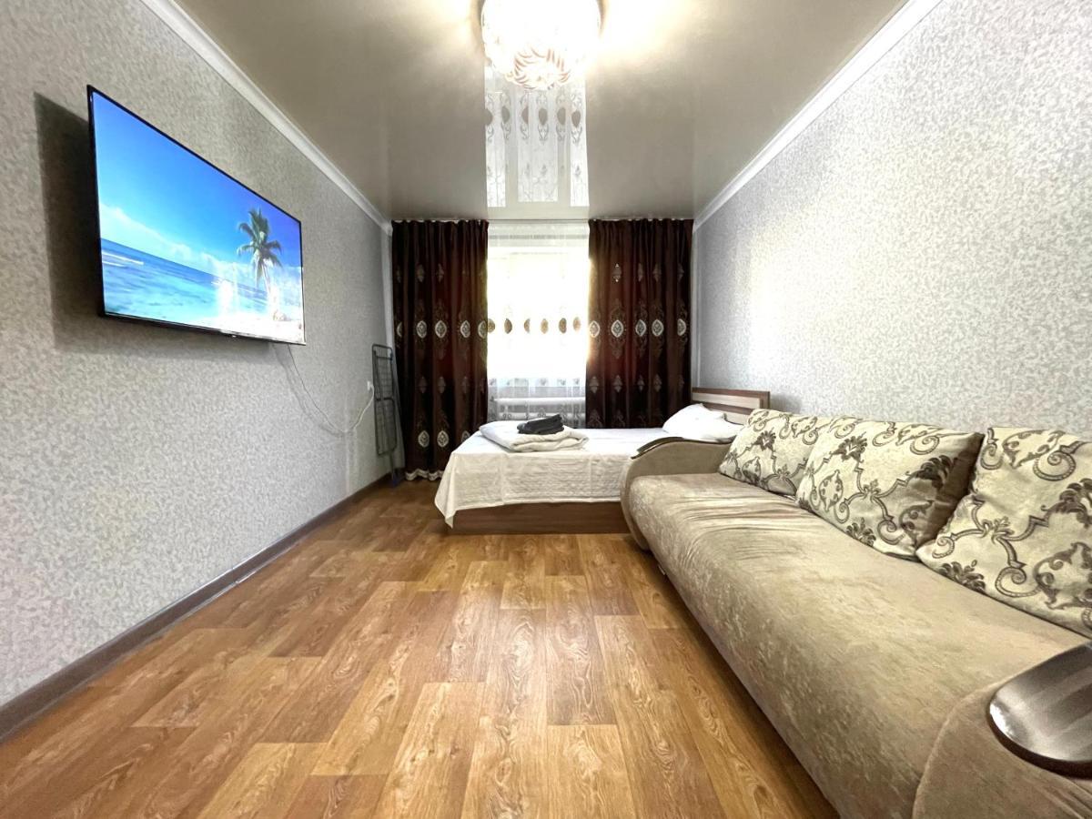 Абая 68 Квартира В Центре, 4 Спальных Места Petropavlovsk Esterno foto
