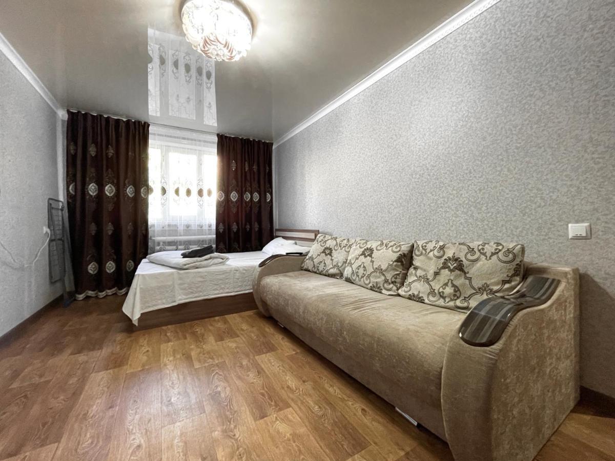 Абая 68 Квартира В Центре, 4 Спальных Места Petropavlovsk Esterno foto
